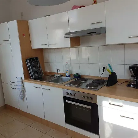 Appartement Ferienwohnung Uppstall Am Centrum *
